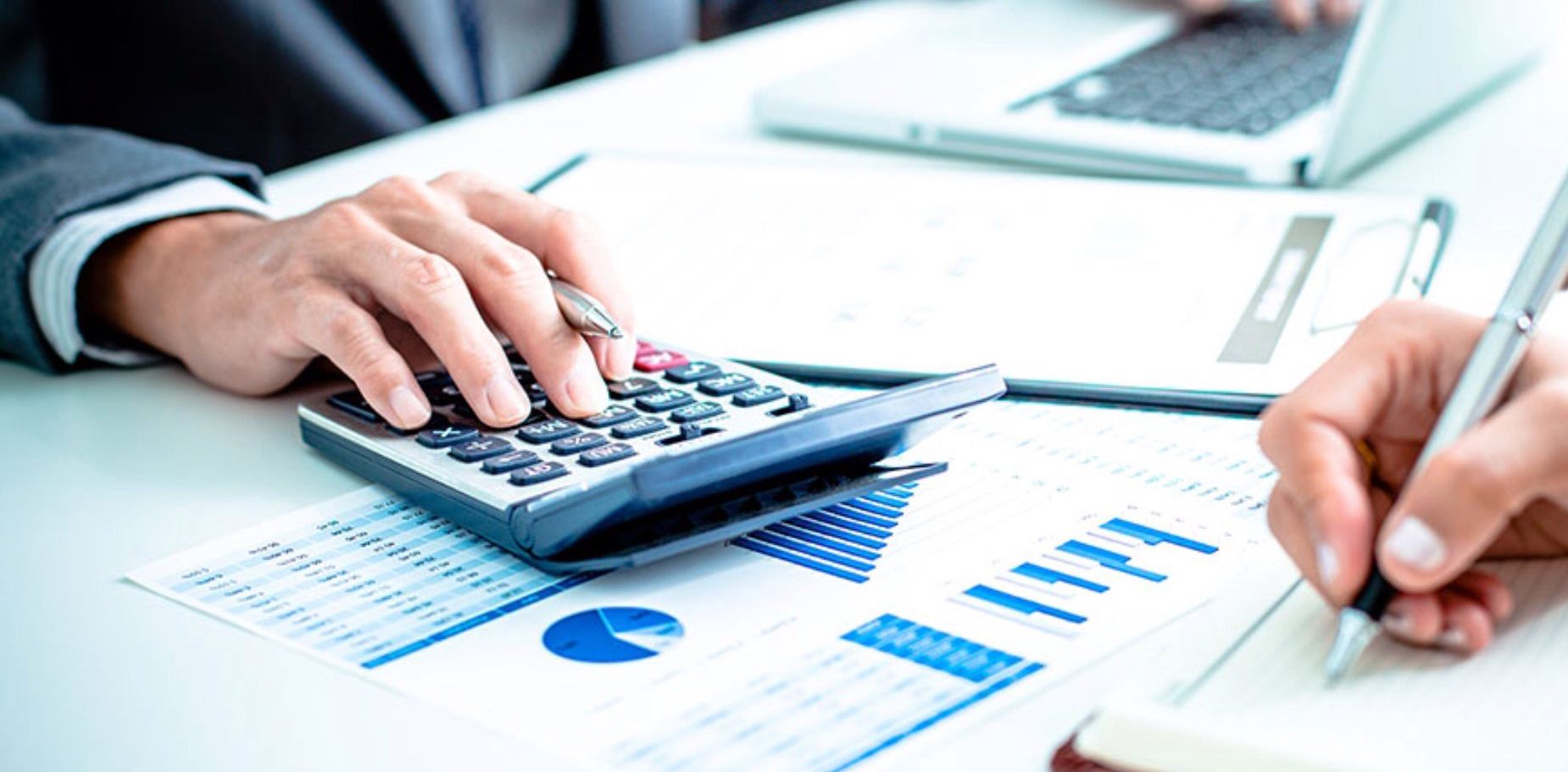 Hire Small Business Tax Accountants in the UK at Affordable Rates